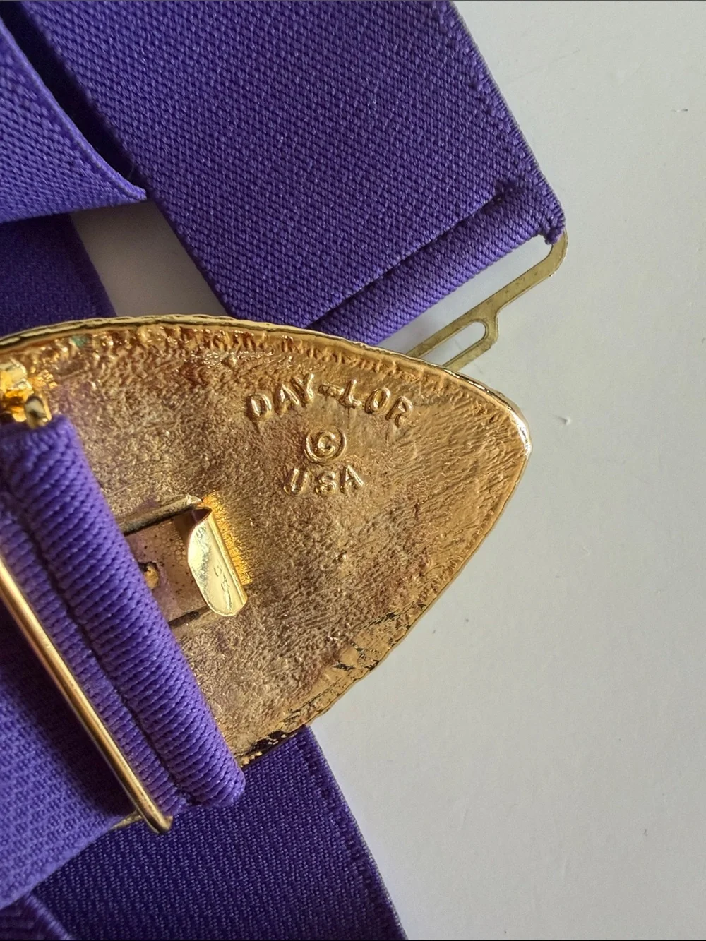 Vintage Day-Lor Purple Enamel Gold Buckle Retro Stretchy Belt